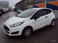 Foto 4 di Ford FIESTA AUTOCARRO VAN Diesel