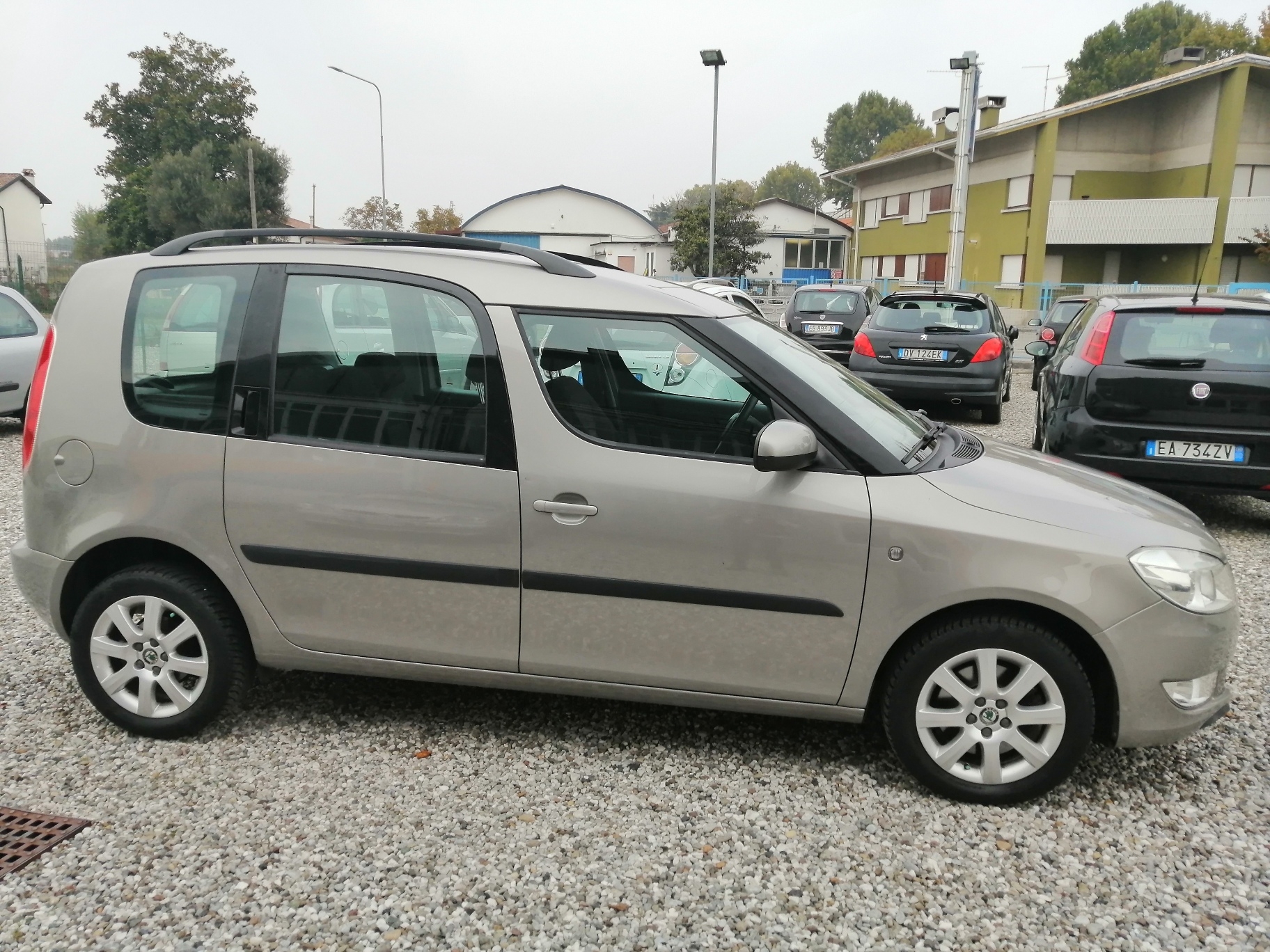 Skoda roomster Benzina