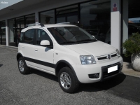 Foto 5 di fiat PANDA 4X4 diesel