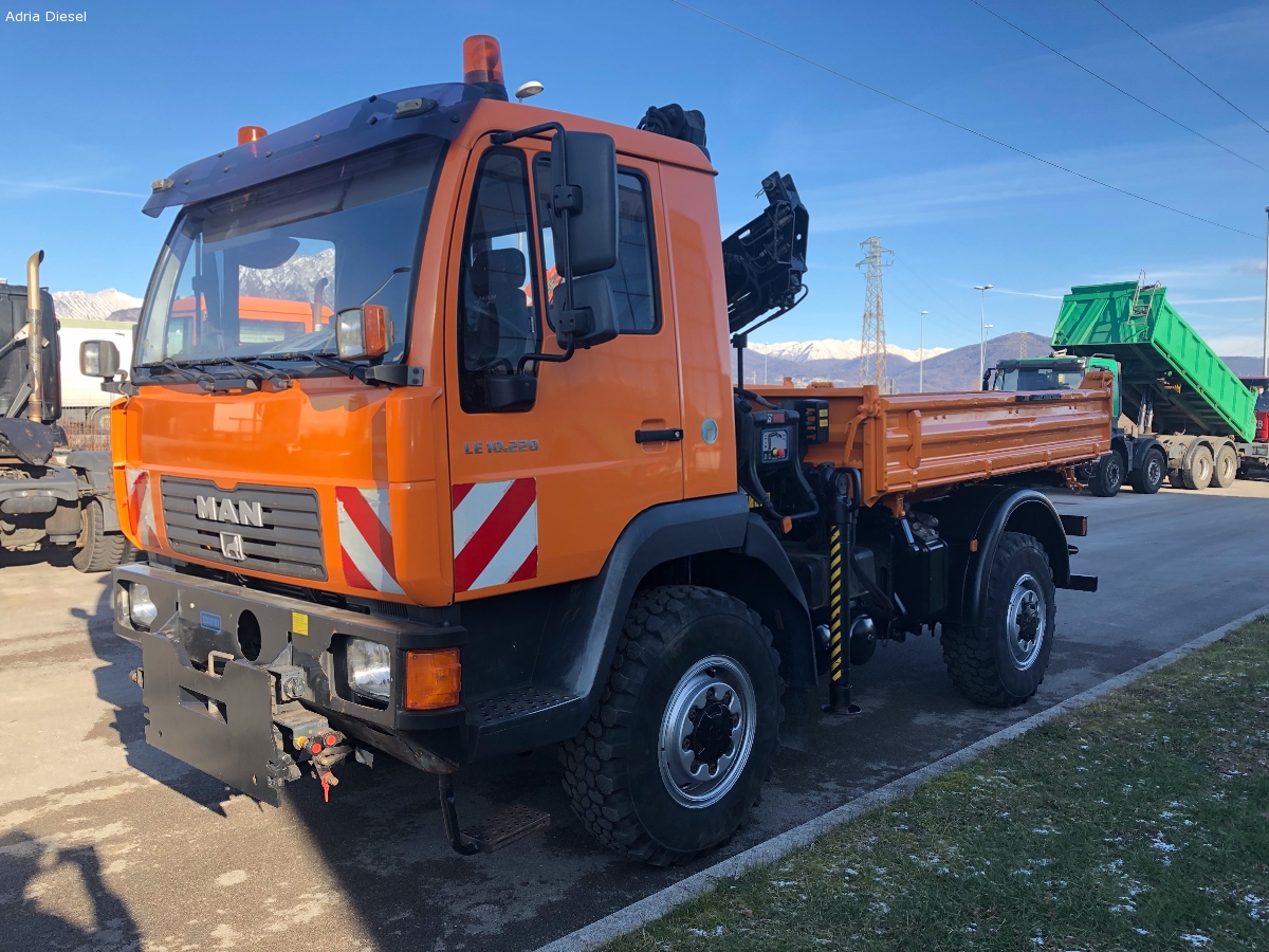 MAN 10 ton LE220C 