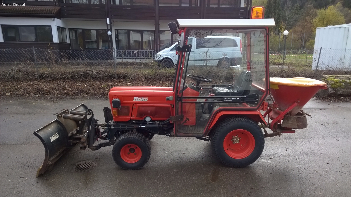 TRATTORINO HAKO 2700DA 