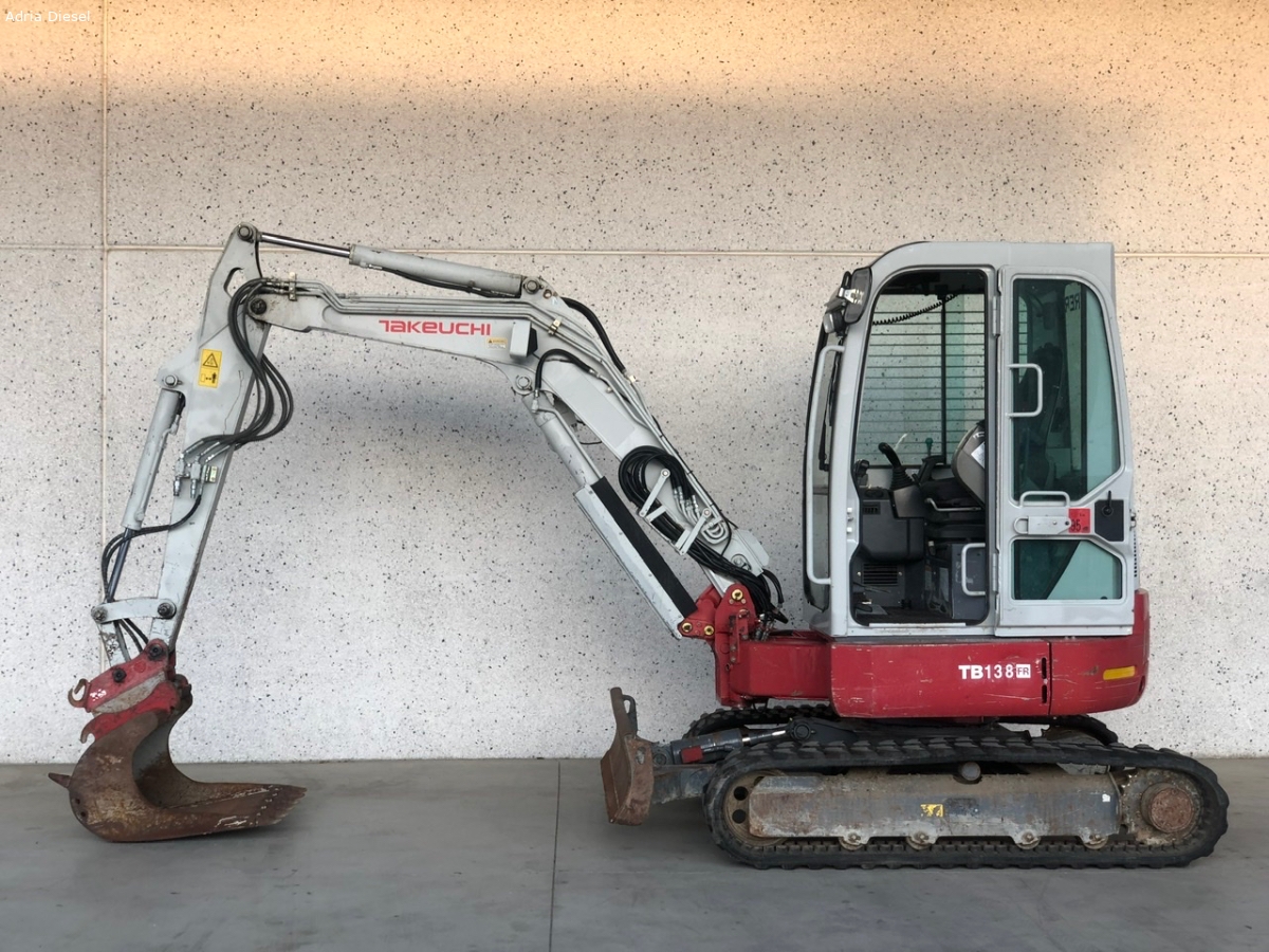 TAKEUCHI TB138FR 